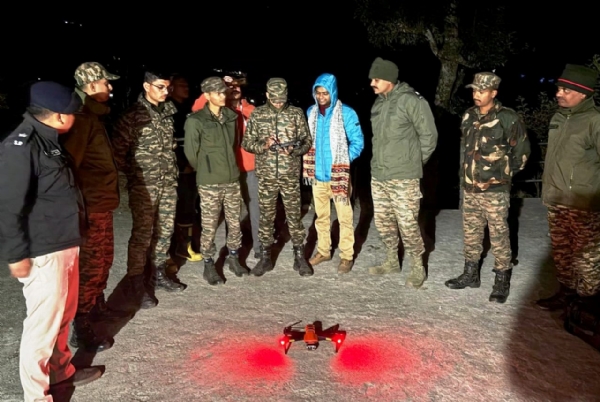 जिल्ला प्रशासनले रातभरि आगलागीको अवस्थाको निगरानी गऱ्यो