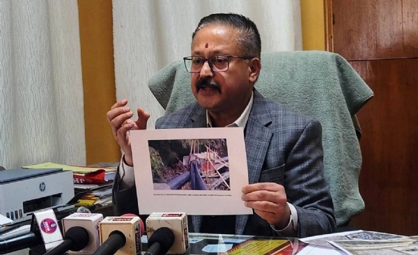 पीएचई सचिव