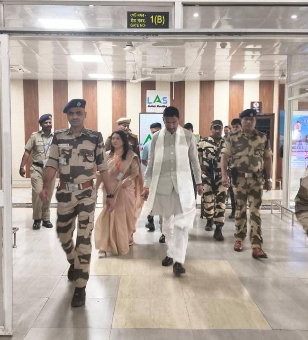 केन्द्रिय रक्षा राज्यमन्त्री बागडोगरामा