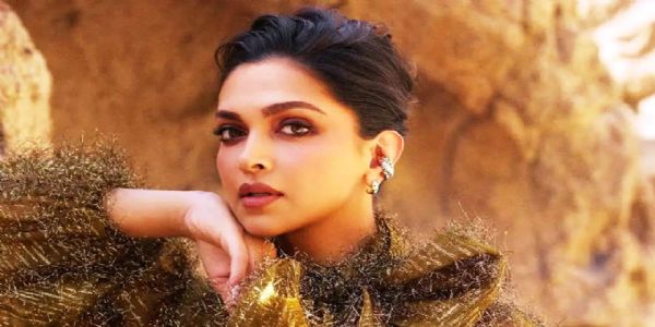 दीपिका पादुकोण 