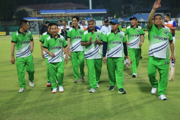 मुख्यमन्त्री एकादश र मुख्य सचिव एकादशबीच प्रदर्शनी क्रिकेट म्याच सम्पन्न