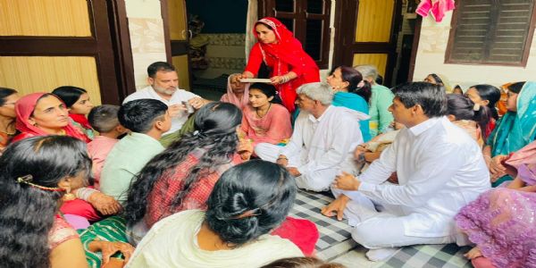 किसान संजयकी छोरीको बिहेमा पुगे राहुल गान्धी, यही किसानको खेतमा चलाएका थिए ट्र्याक्टर