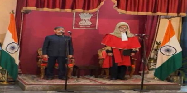 आरएन रविले पश्चिम बंगालका राज्यपाल पदको शपथ लिए