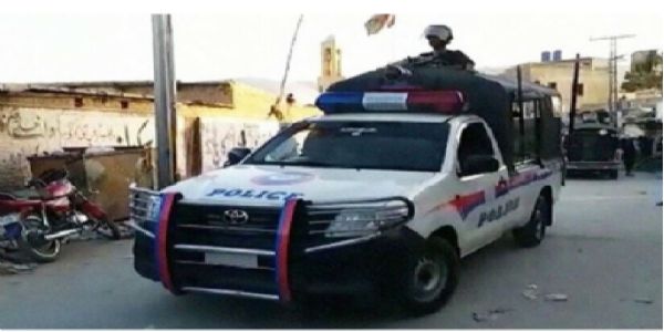 बलोचिस्तानमा पुलिसमाथि आक्रमण: कतै हतियार खोसियो, कतै सवारी साधन जलाइयो