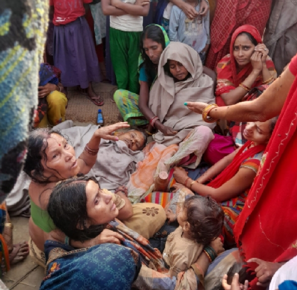 विलाप गर्दै मृतकका आफन्त