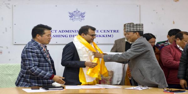 सहकारिता मन्त्रालयका निर्देशक कपिल मीना दुई दिवसीय सिक्किम भ्रमणमा