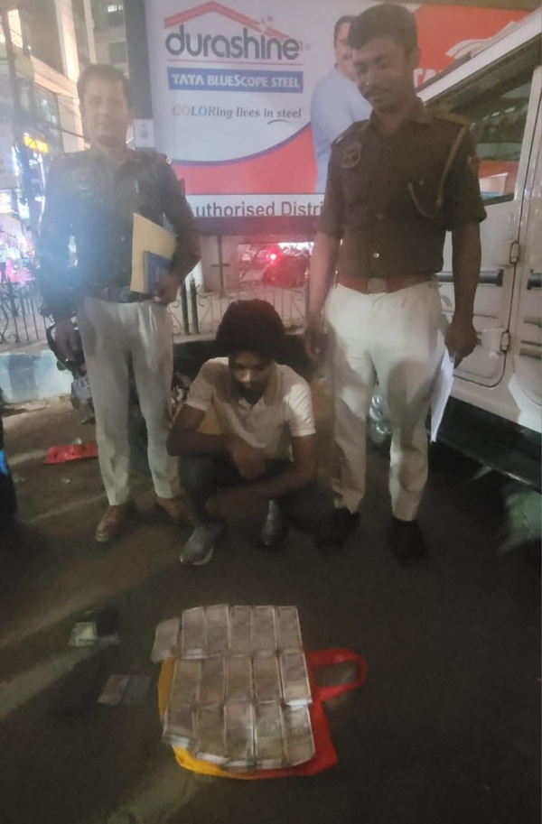 नक्कली नोटसहित एक आरोपी पक्राउ