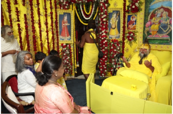 राष्ट्रपति र प्रेमानन्द महाराज