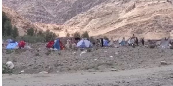 पाकिस्तानले अफगानिस्तानमा १०० भन्दा बढी रकेट प्रहार गर्यो, गोलीबारीमा सयौं मानिस विस्थापित