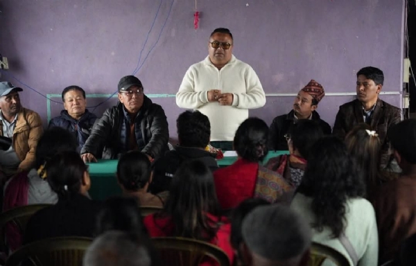 जीटीए प्रमुख अनित थापाकोनअखिल भारतीय नेवार सङ्गठन खरसाङ आञ्चलिक समितिसित बैठक