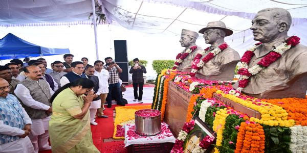 दिल्ली विधानसभाको बजेट सत्र शुरू, मुख्यमन्त्री रेखा गुप्ताले पेश गरिन् आर्थिक सर्वेक्षण