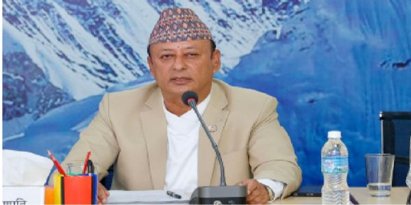 नेपालका पूर्व ऊर्जामन्त्री दीपक खड्का पक्राउ