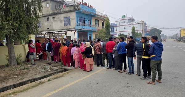 नेपाल: दोलखा जिल्लामा मतदानको क्रममा हवाई फायरिङ