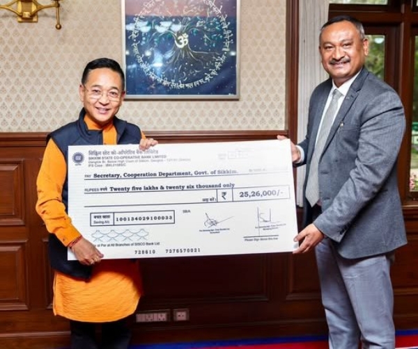 डीएसीएसले मुख्यमन्त्रीलाई 25.26 लाख रूपियॉंको लाभांश प्रदान गर्यो