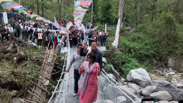 झोलुङ्गे पुलको उदघाटन