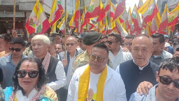 विराट रैलीको साथमा चुनावी पथसभा