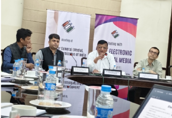 मुख्य चुनाव अधिकारी मनोज अग्रवाल