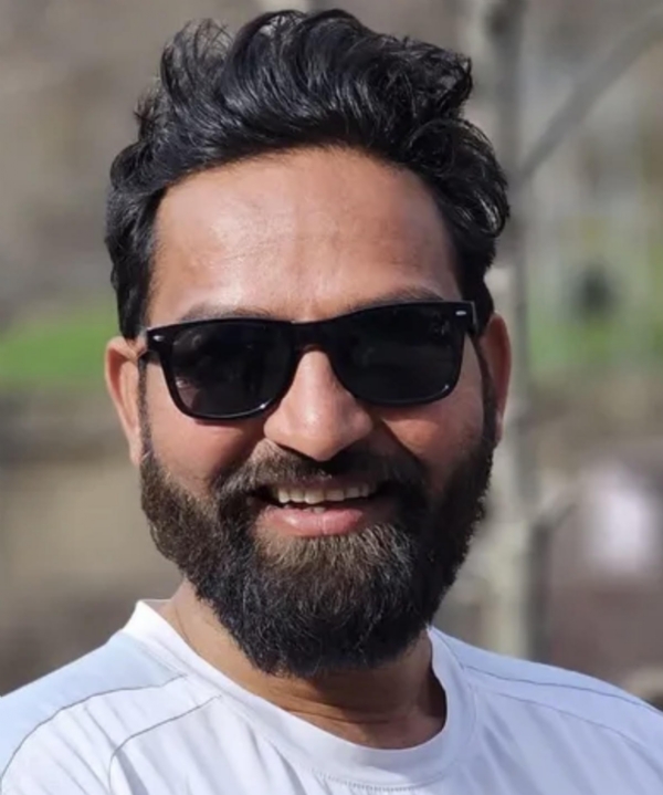 मेहराज मलिक