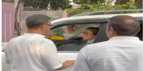 ममता ब्यानर्जीले भवानीपुरमा बूथ निरीक्षण गर्दै निर्वाचन आयोगमाथि गम्भीर आरोप लगाइन्