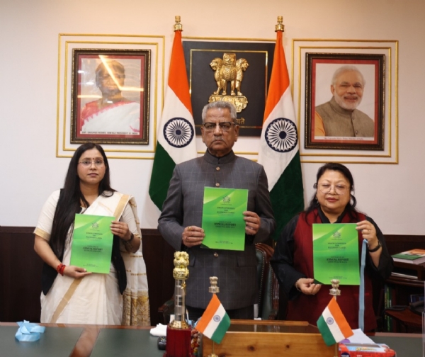 सिक्किम पछौटे वर्ग आयोगकी चेयरपर्सनले राज्यपालसॅंग शिष्टाचार भेट गरिन्