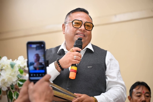 जीटीए प्रमुख अनित थापा