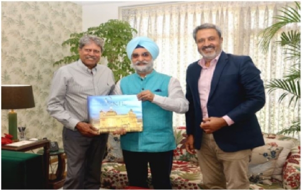 कपिल देव उपराज्यपालसंग
