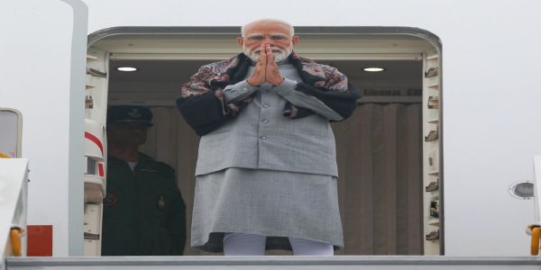 प्रधानमन्त्री मोदी पाँच देशको भ्रमणमा प्रस्थान