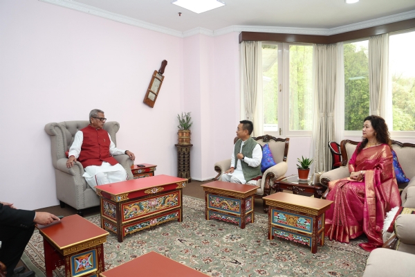 CM PS Tamang met governor CM PS Tamang met governor