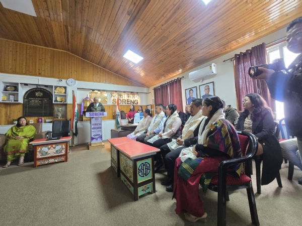 सोरेङ नगर पञ्चायतका निर्वाचित सदस्यहरूको शपथ ग्रहण सम्पन्न