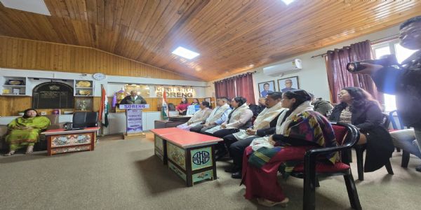 सोरेङ नगर पञ्चायतका निर्वाचित सदस्यहरूको शपथ ग्रहण सम्पन्न