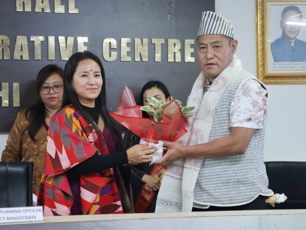 नवनिर्वाचित एनएमसी र एनजेएनपीका सदस्यहरूको शपथ ग्रहण