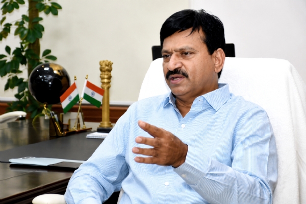 हिन्दुस्थान समाचारसॅंगको विशेष अन्तर्वार्तामा तेलङ्गना राजस्व तथा आवास मन्त्री पोंगुलेटी श्रीनिवास रेड्डी।