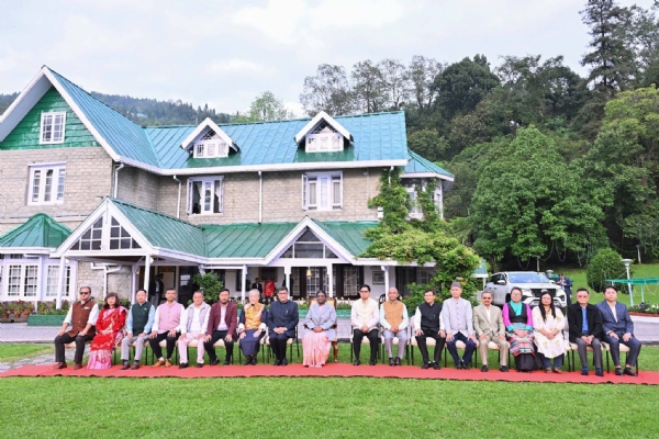 प्रदेश भाजपा प्रतिनिधिमण्डलले राष्ट्रपतिसॅंग शिष्टाचार भेट गऱ्यो