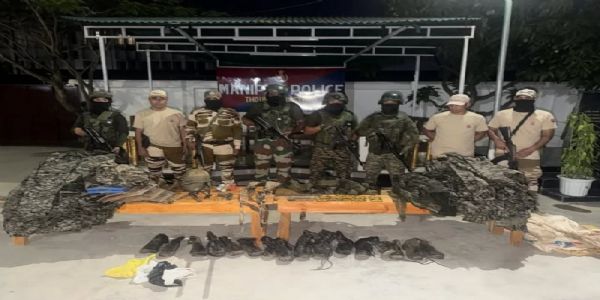 मणिपुरको काकचिङमा हतियार, गोलाबारुद र सैन्य ग्रेडका वस्तुहरूको भेटिए