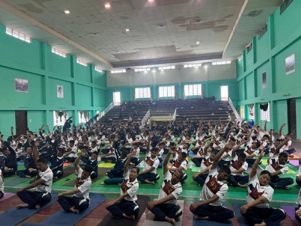 योग सहभागीहरू योग सहभागीहरू