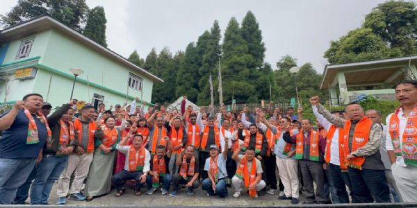 बर्फुङ र याङगाङ निर्वाचन क्षेत्रबाट १५ परिवार भाजपा सिक्किममा सामेल