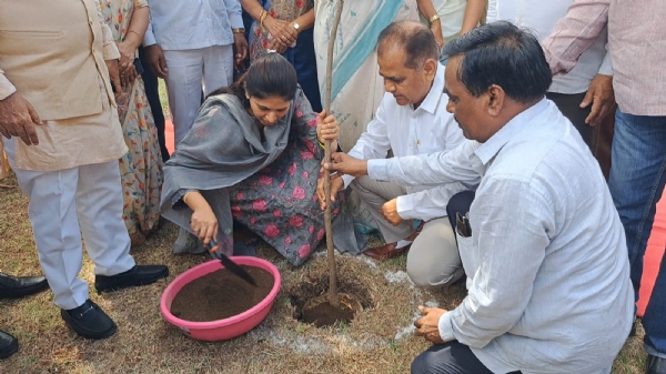रक्षा