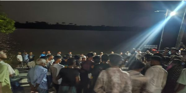 बाङ्गलादेशमा मगरमच्छले नाबालिक नानी तानेर लग्यो, खोजी जारी