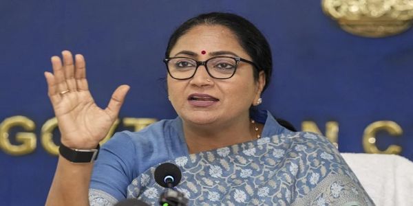 दिल्लीमा 01 जनवरी 2025 सम्म अस्तित्वमा रहेका झुग्गी बस्तिहरूका निवासीहरूले पुनर्वासको लाभ पाउने