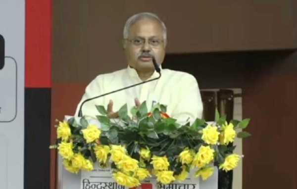 राष्ट्रिय स्वयंसेवक संघका अखिल भारतीय प्रचार प्रमुख सुनील आम्बेकर सम्बोधन गर्दै।