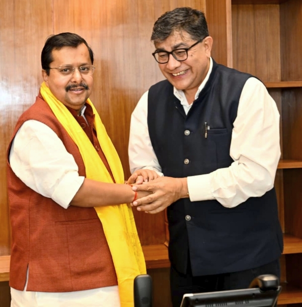 State bjp president met bjp president nitin nabin
