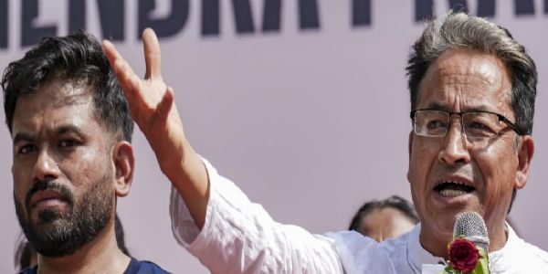 धर्मेन्द्र प्रधानको राजीनामाको माग लिएर सोनम वाङचुक आइतवारदेखि अनसनमा बस्ने