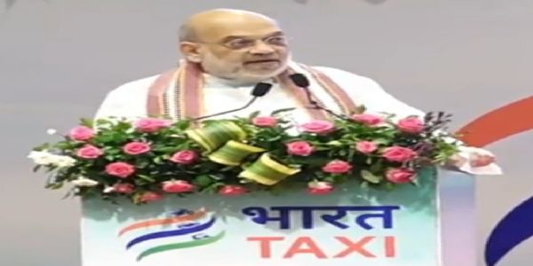 अमित शाहले गान्धीनगरमा 