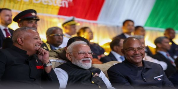 प्रधानमन्त्री मोदी सेशेल्सको राष्ट्रिय दिवस समारोहमा सहभागी