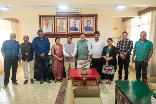 गृह मामिलामाथि संसदीय स्थायी समितिका सदस्यहरू गृह मामिलामाथि संसदीय स्थायी समितिका सदस्यहरू