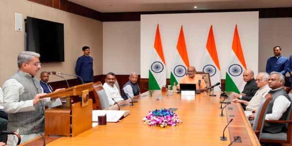 राज्यसभाका दुई नवनिर्वाचित सदस्यहरूले लिए शपथ