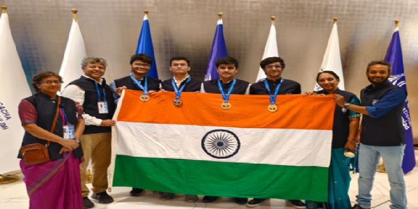 प्रधानमन्त्रीले बायोलजी र केमिस्ट्री ओलम्पियाडका भारतीय पदक विजेताहरूलाई बधाई दिए