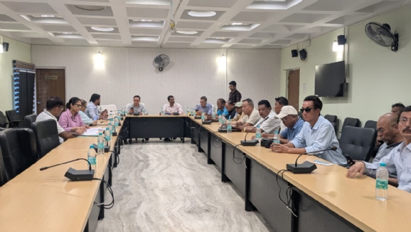 लङभ्यु चिया बगानको विषयमाथि सम्पन्न बैठकमा कुनै निचोड निस्कन सकेन लङभ्यु चिया बगानको विषयमाथि सम्पन्न बैठकमा कुनै निचोड निस्कन सकेन