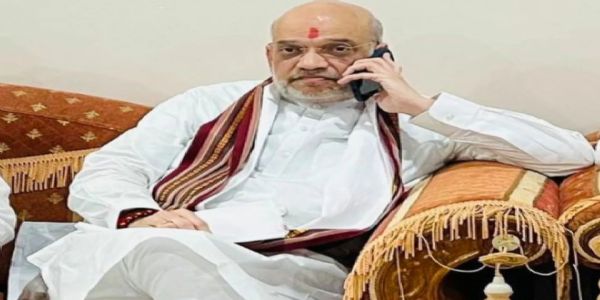 केन्द्रिय गृहमन्त्री अमित शाहले मुख्यमन्त्रीसॅंग कुराकानी गर्दै समरदुङ घटनाबारे जानकारी लिए