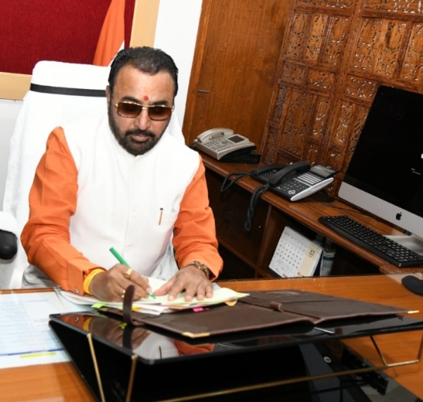 आयुष मंत्री प्रतापराव जाधव आयुष मंत्री प्रतापराव जाधव